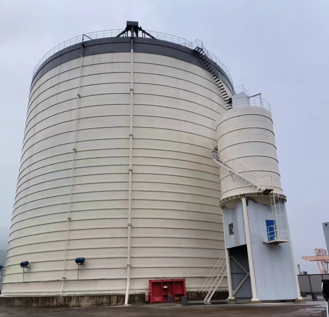 兴宾10万吨水泥钢板库